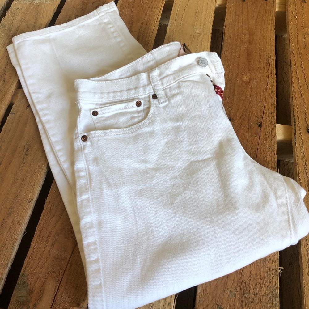 White lucky brand jeans